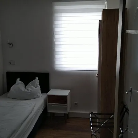 Hotel Zentrum 2*