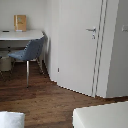 Hotel Zentrum 2*