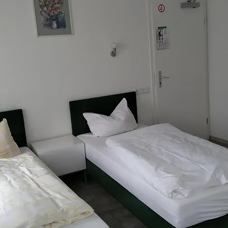 Zentrum Ξενοδοχείο 2*