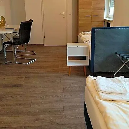 Zentrum Self Check-in Hotel Grevenbroich
