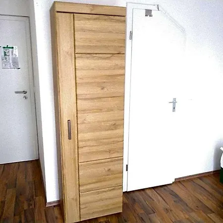 Zentrum Self Check-in Hotel 2*