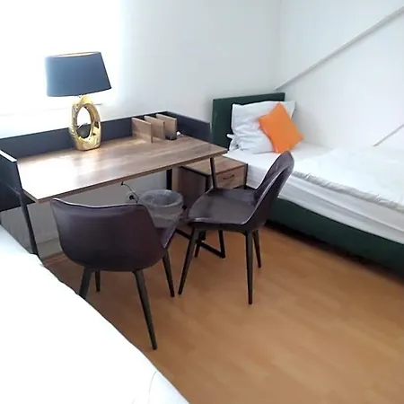 Zentrum Self Check-in Hotel Grevenbroich