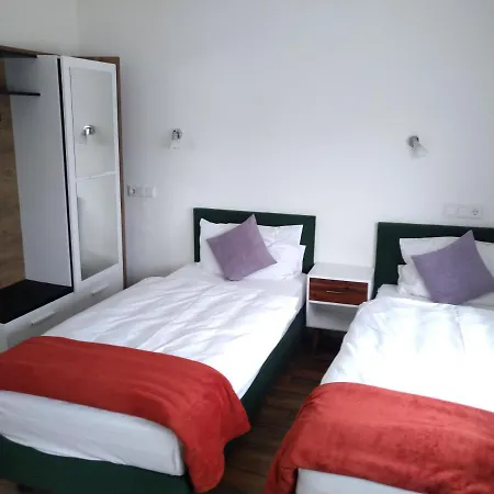 Zentrum Hotel 2*